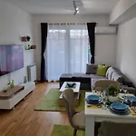 Modern & Trendy *