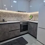 Modern & Trendy *