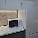 Modern & Trendy