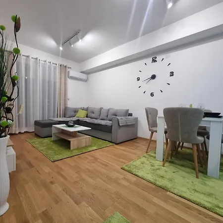 Modern & Trendy Apartment